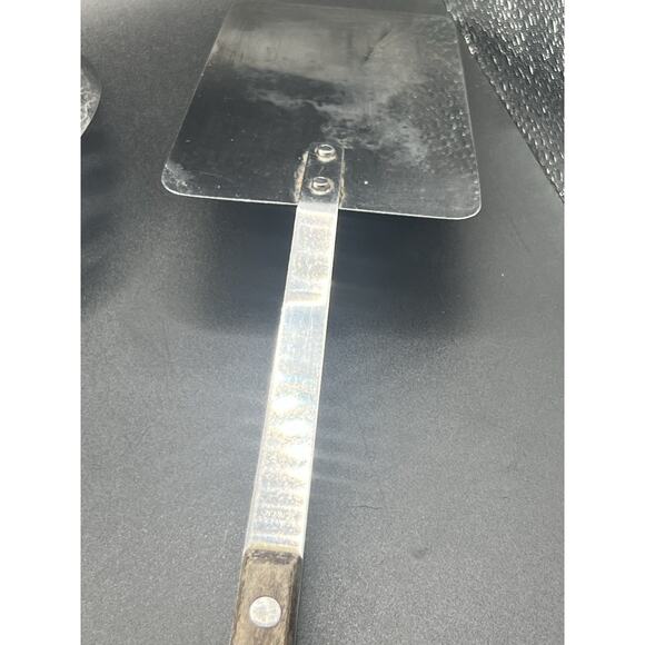 STAINLESS STEEL WOODEN HANDLE SLOTTED SPATULA AND SPOON SET Made in Taiwan - Picture 5 of 5